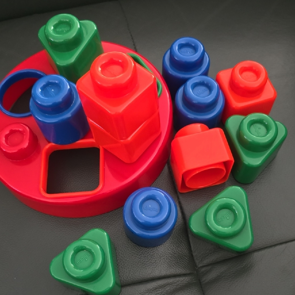 Chicco Shape And Color Sorter - Picture 5 of 8